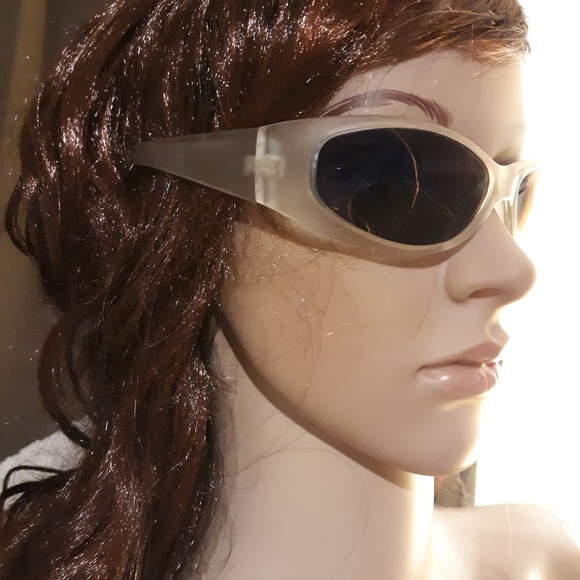 Unisex Clouded Clear Plastic Frame Sunglasses - Picture 5 of 7